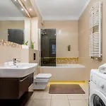 Apart D&k Free Parking Grojecka 194 Apartmán